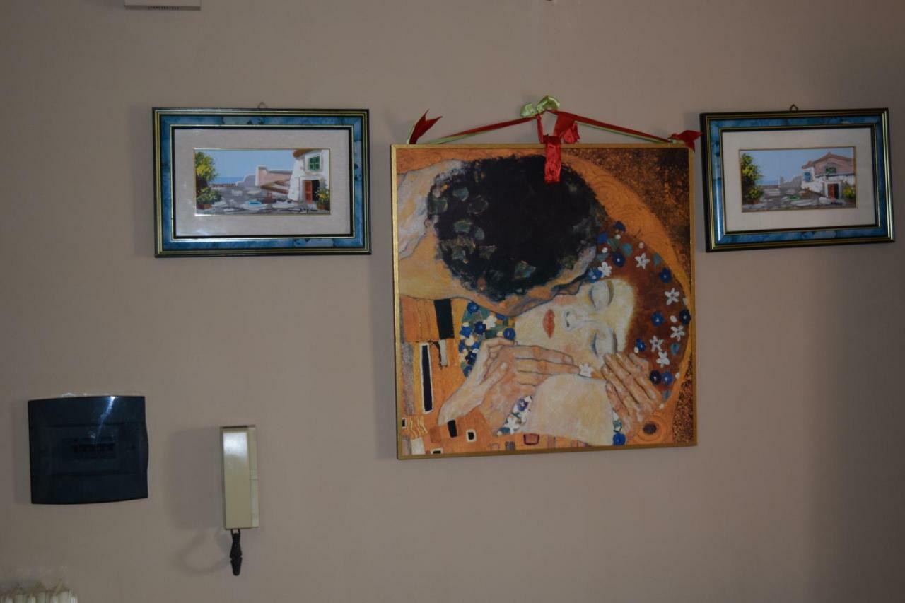 Bed and Breakfast Amici Di Hackert Caserta Exterior foto
