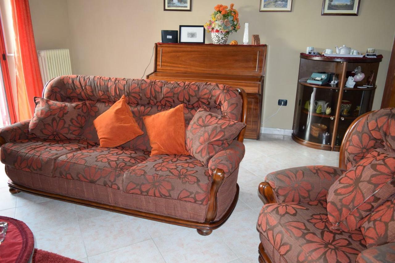 Bed and Breakfast Amici Di Hackert Caserta Exterior foto