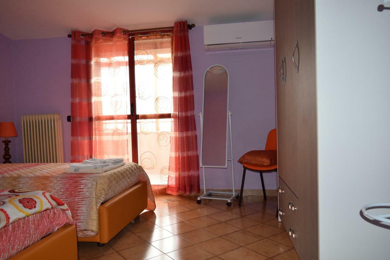 Bed and Breakfast Amici Di Hackert Caserta Exterior foto