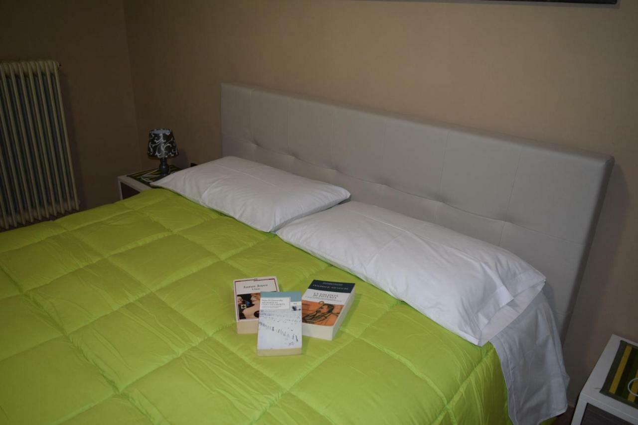 Bed and Breakfast Amici Di Hackert Caserta Exterior foto