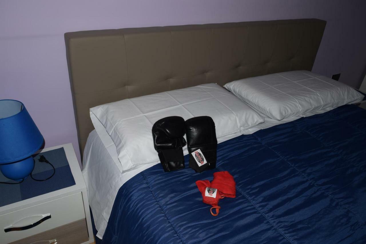Bed and Breakfast Amici Di Hackert Caserta Exterior foto