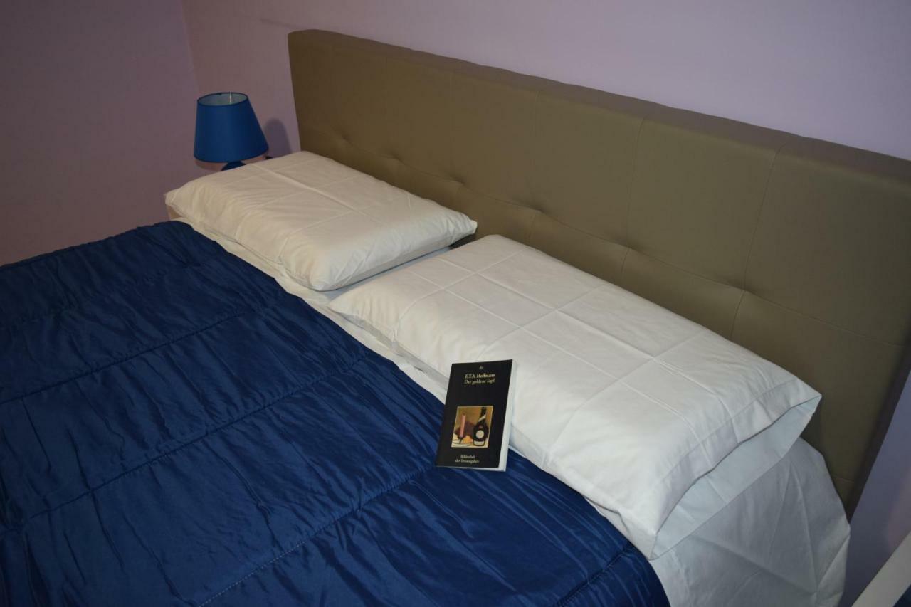 Bed and Breakfast Amici Di Hackert Caserta Exterior foto